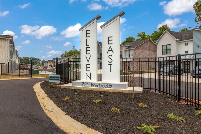 Building Photo - 725 Hornbuckle Rd
