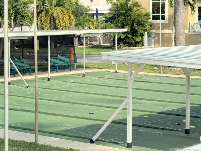 Building Photo - 438 Nettles Blvd