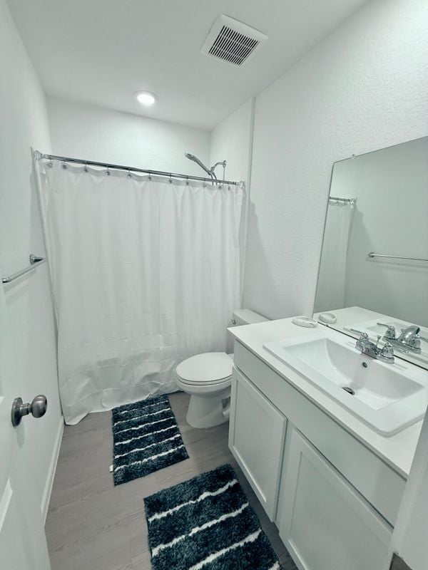 Building Photo - 21321 Carosella Dr