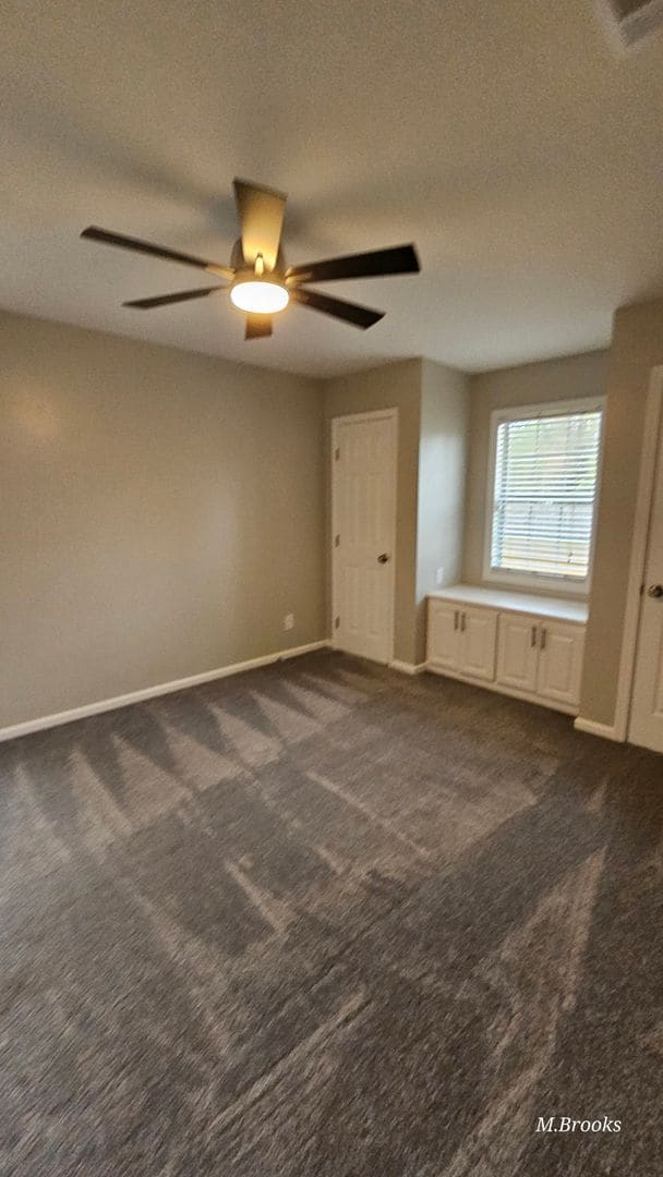 Building Photo - Country living but conveniently located in Kingsgate S/D in North Lowndes County near Moody AFB.