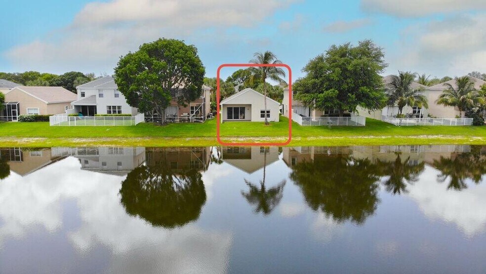 Building Photo - 137 Canterbury Pl