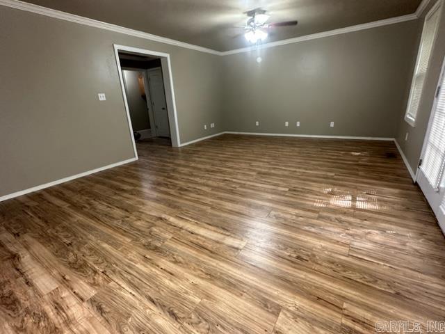 Building Photo - 586 Wisteria Dr