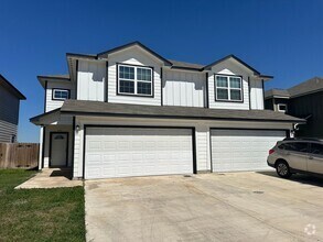 Building Photo - Townhome for rent