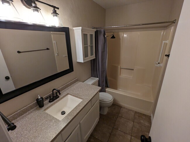 Building Photo - 4514 Cactus Trail