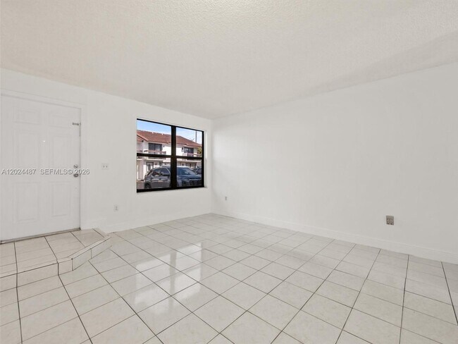 Building Photo - 5437 W 21st Ave