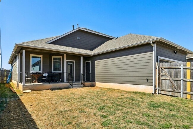 Building Photo - 296 Banff Dr