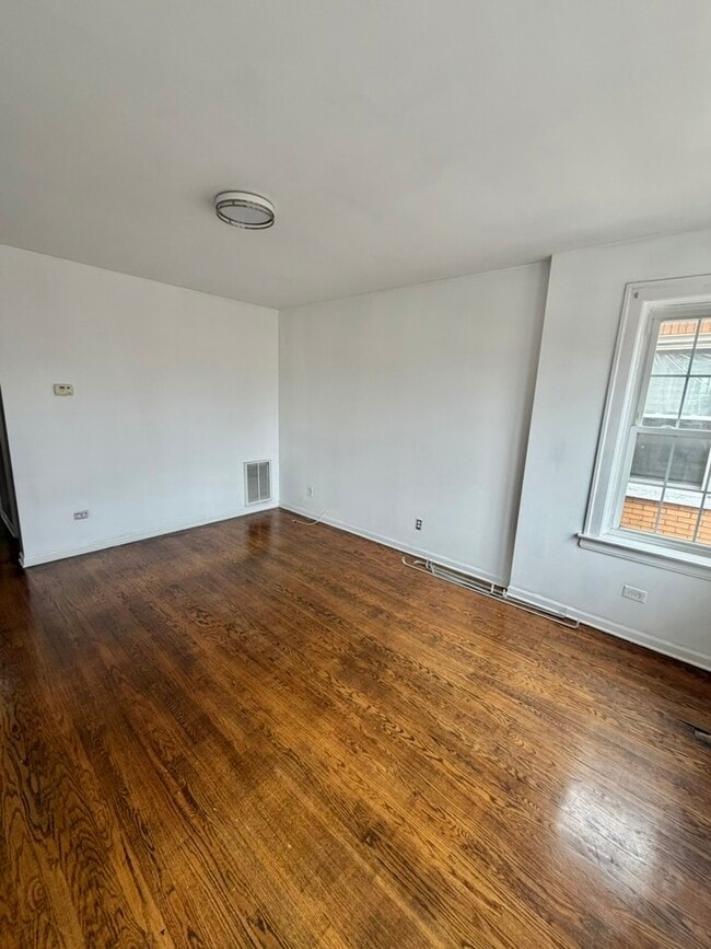 Building Photo - 4727 S Harding Ave