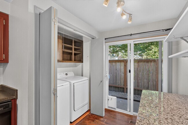Building Photo - 5751 SW 204th Pl