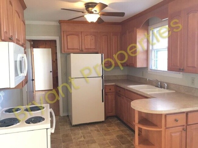 Building Photo - East Nashville - 3-Bedroom 1 Bath