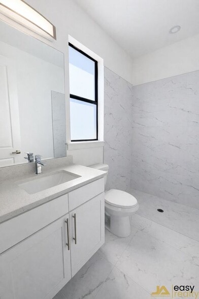 Building Photo - 1047 Jaguar Blvd