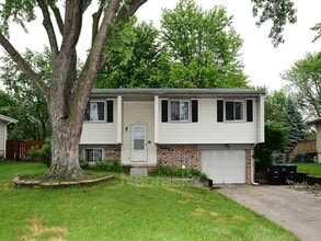 Building Photo - 2511 N 143rd Ave
