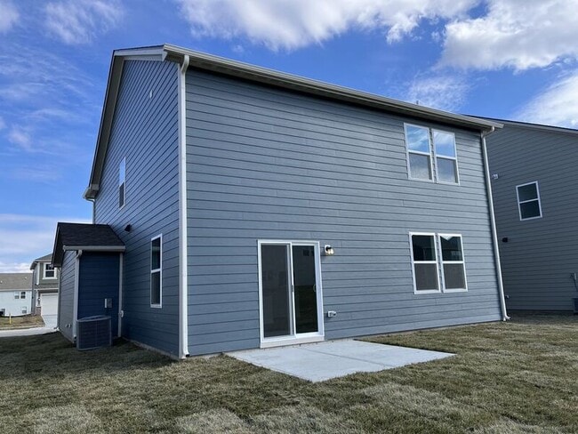 Building Photo - 748 Felix Dr
