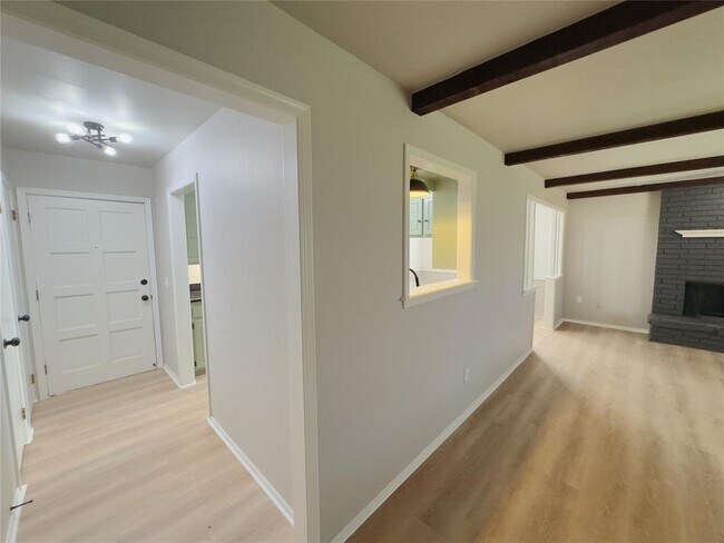 Building Photo - 7028 Elk Canyon Rd