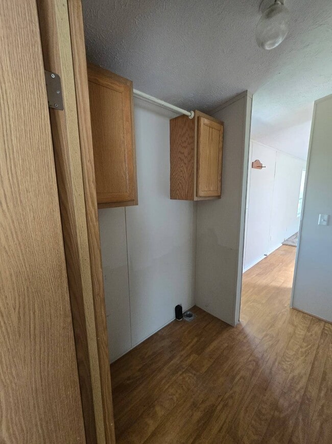 Building Photo - 1301 OH-523