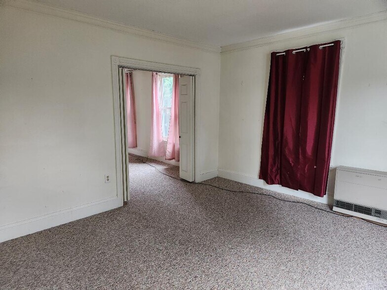 Spacious LR into DR - 261 Elm St