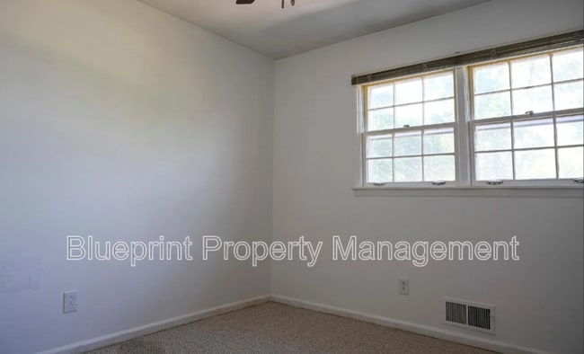 Building Photo - 1316 58th St S