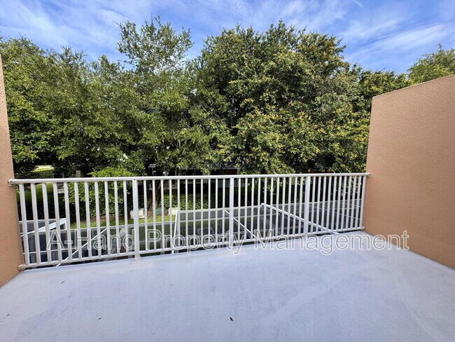 Building Photo - 1413 Retreat Cir