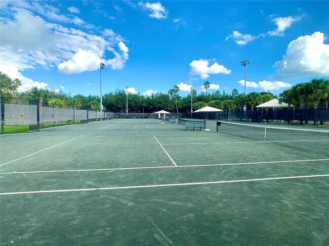 Building Photo - 1025 Alton Rd