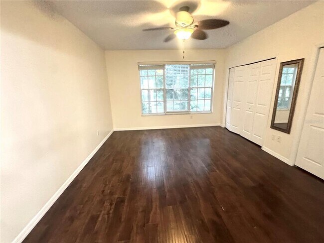 Building Photo - 2800 Countryside Blvd