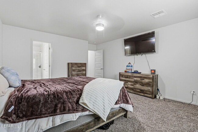 Building Photo - 15252 Apex Ct