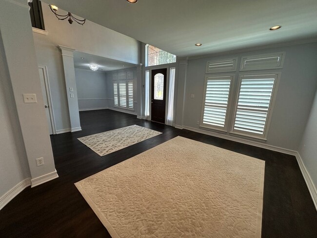 Building Photo - Tangleridge Dr  - Now available!