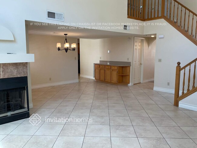 Building Photo - 1625 Royal Palm Dr