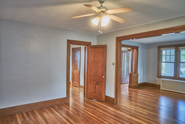 Dining room - 35 Argyle Ave