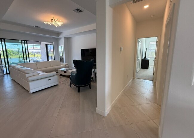 Building Photo - 4967 Seafoam Trl