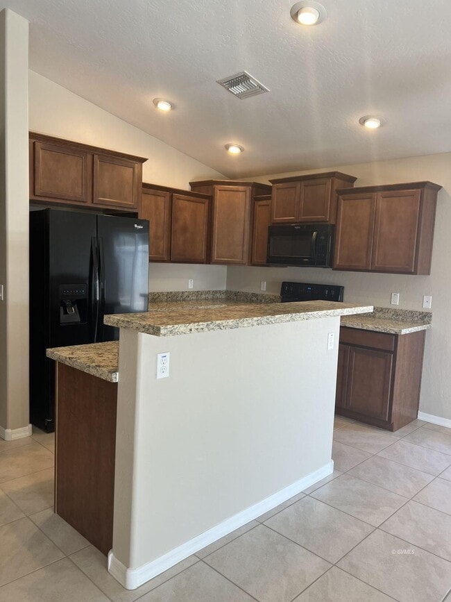 Building Photo - 1368 Roper Ln