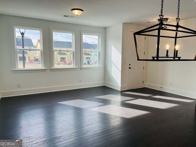 Building Photo - 1568 Driggs Dr NW