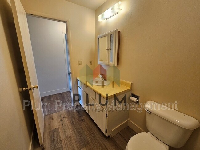 Building Photo - 5602 Bridger Ct