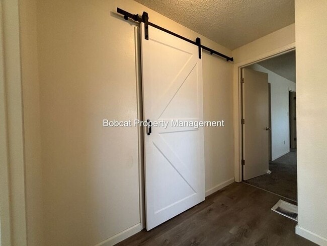 Building Photo - 34 Condor Cir