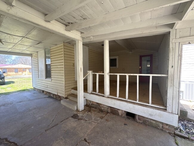 Building Photo - 455 Danville Rd