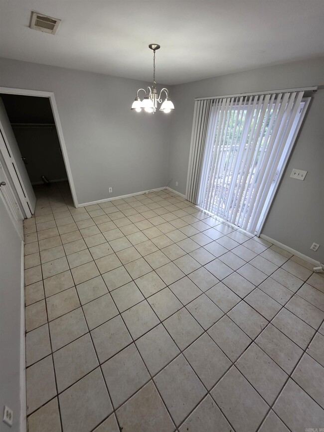 Building Photo - 8904 Merrymen Rd