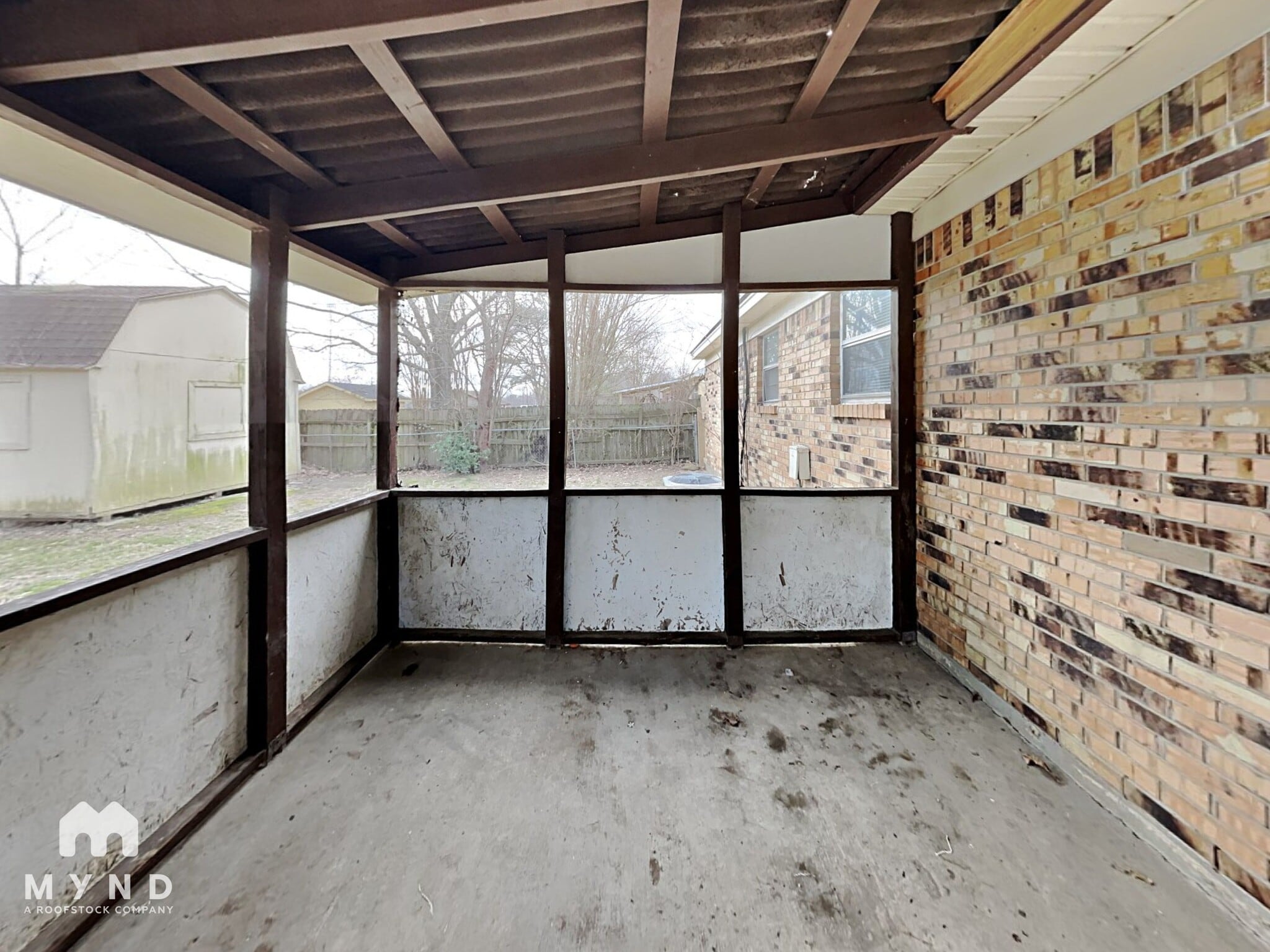 Building Photo - 2061 Coral Hills Dr