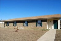 Building Photo - 2410 Comanche Trail
