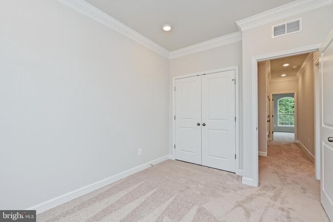 Building Photo - 4404 Fair Lakes Ct