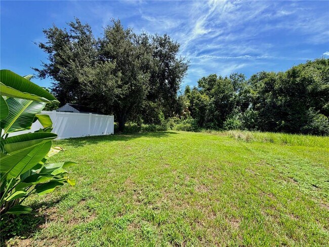 Building Photo - 7838 Carriage Pointe Dr