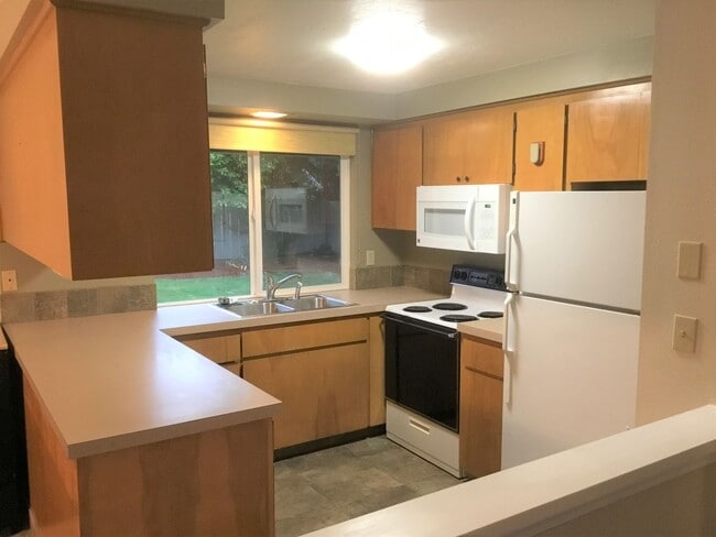 Building Photo - ONE LEVEL LIVING