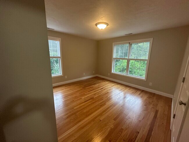 Building Photo - 25 Albacore Way