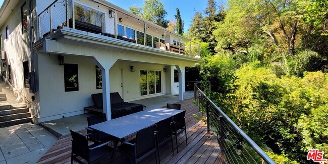 Building Photo - 11335 Brill Dr