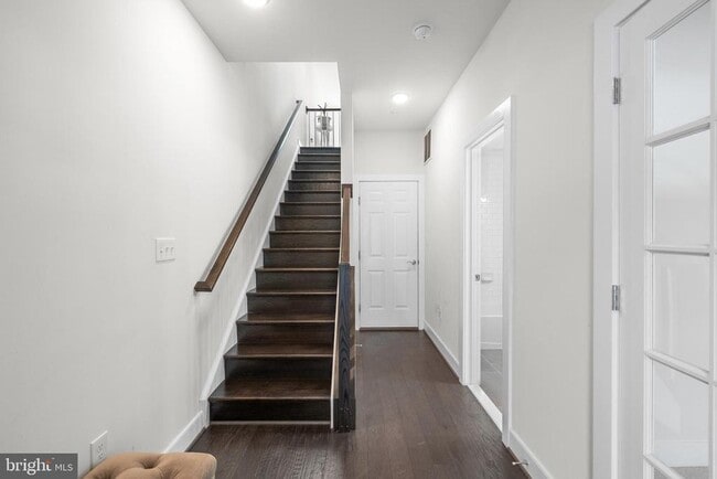 Building Photo - 428 Stabler Ln