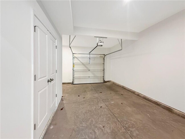 Building Photo - 1434 Creekside Cir NW