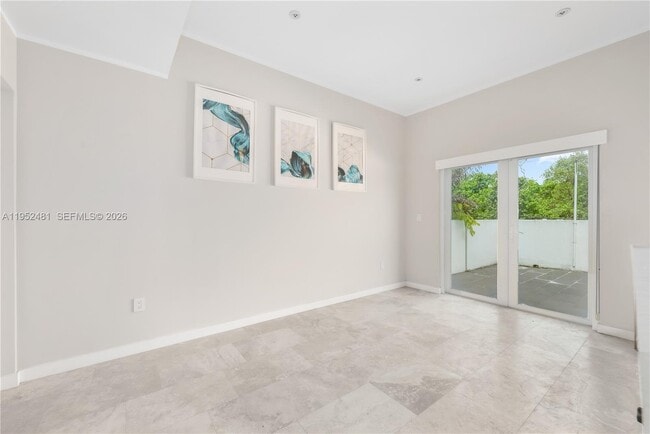 Building Photo - 472 Minola Dr