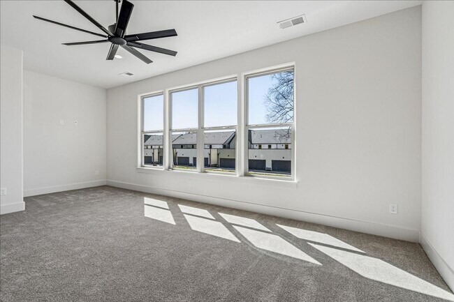 Building Photo - 5486 End Vlg