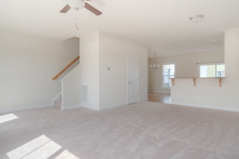 Building Photo - 505 John Adams Dr NW