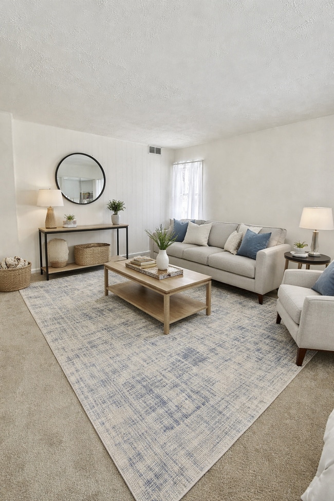 Building Photo - 18288 Deering St