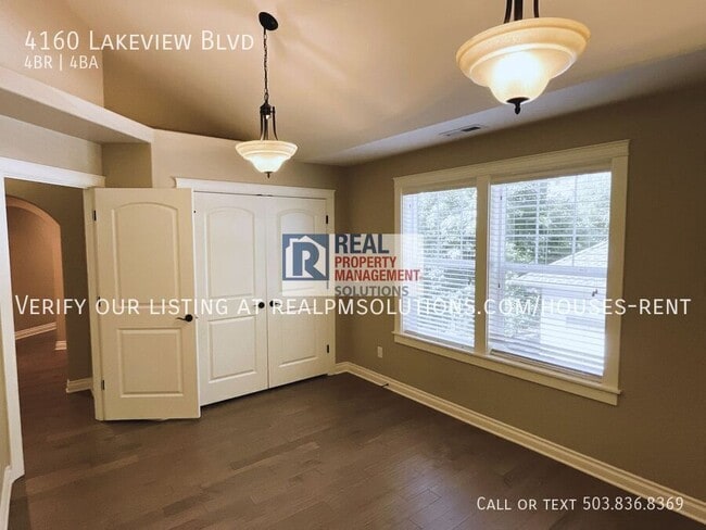 Building Photo - 4160 Lakeview Blvd
