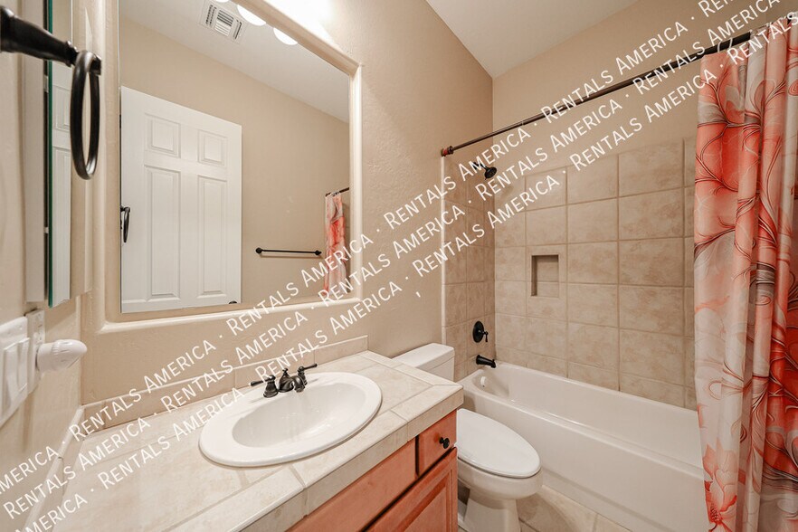 Building Photo - 7931 E Stonecliff Cir