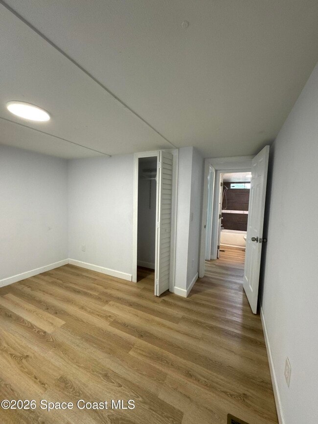 Building Photo - 4760 Lake Ontario Dr